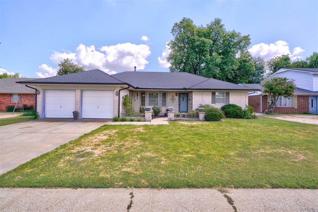 Charlotte Dr, Oklahoma City, OK 73159