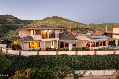 3940 Foothill Rd, Ventura, CA, 93003 | Card Image