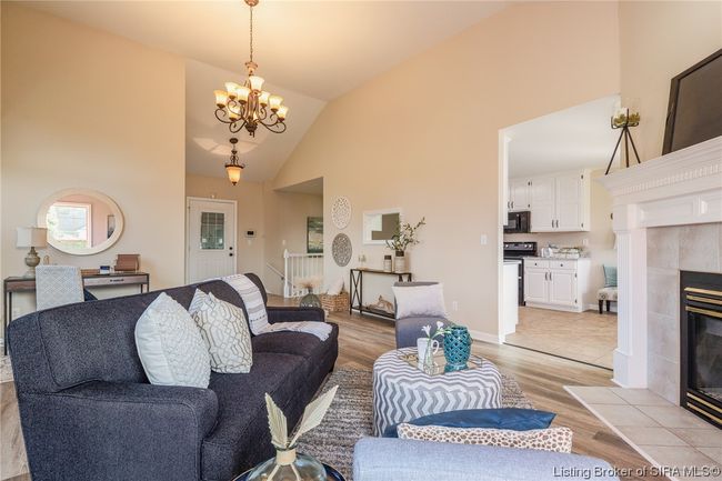 302 Saddleback Dr, Home with 3 bedrooms, 2 bathrooms and null parking in Charlestown IN | Image 14