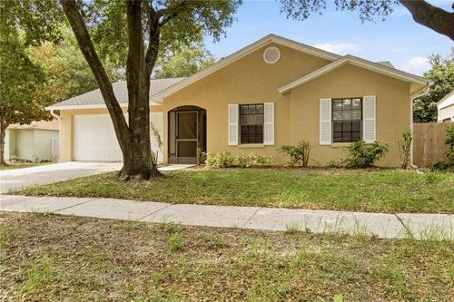 929 Sandywood Dr, Brandon, FL, 33510-2555 | Card Image