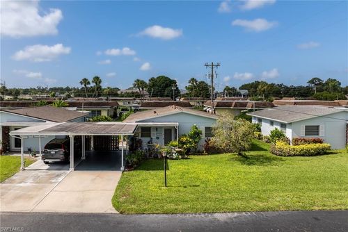 2206 Croton Ct, LEHIGH ACRES, FL, 33936-4375 | Card Image