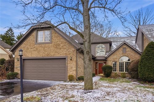 889 Timberlake Ct, Kettering, OH, 45429-3496 | Card Image