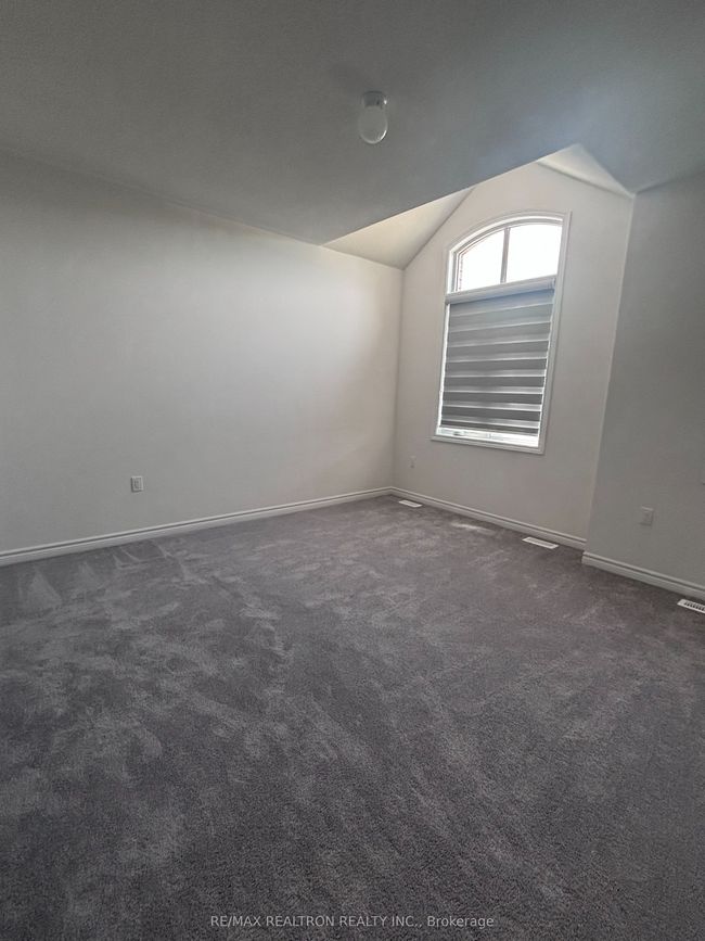 1 Rail Trail Crt, House other with 5 bedrooms, 4 bathrooms and 2 parking in Sutton West ON | Image 13