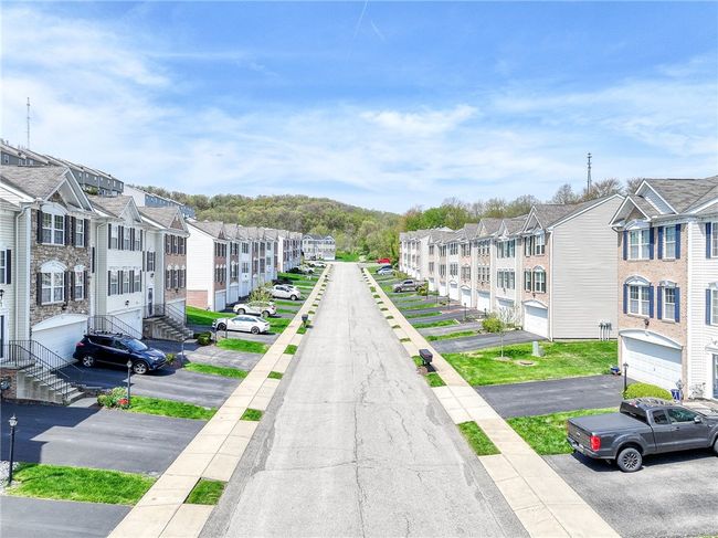 102 Cole Ct, Townhouse with 3 bedrooms, 3 bathrooms and 2 parking in Harmony PA | Image 25