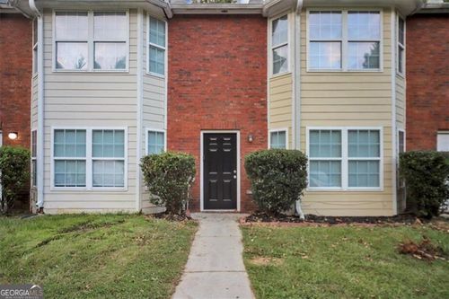 5564 Pineridge Ct, Forest Park, GA, 30297-6620 | Card Image