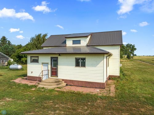 860 23rd St Ne, Drake, ND, 58736-9666 | Card Image