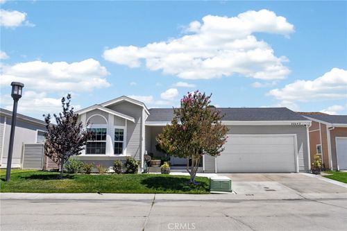 20043 Canyon View Dr, Canyon Country, CA, 91351-5721 | Card Image