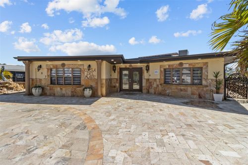357 La Hacienda Dr, INDIAN ROCKS BEACH, FL, 33785-3716 | Card Image