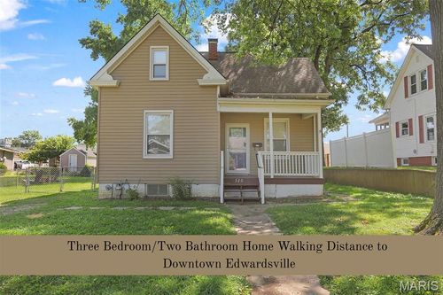 320 S Kansas St, Edwardsville, IL, 62025-2042 | Card Image