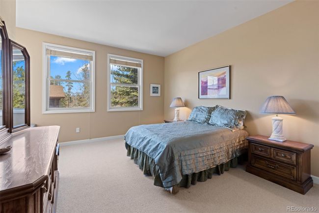 352 Elk Crossing Ln, House other with 5 bedrooms, 6 bathrooms and 3 parking in Keystone CO | Image 32