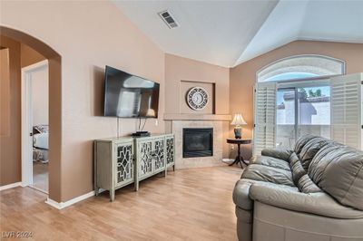 102 - 4980 Black Bear Road, Condo with 2 bedrooms, 1 bathrooms and null parking in Las Vegas NV | Image 3