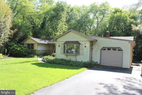 353 Holly Rd, MARLTON, NJ, 08053-7025 | Card Image