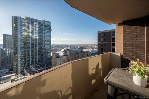 apt-32k-1020 15th St, Denver, CO, 80202-2315 | Card Image
