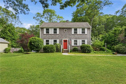 60 Westwind Rd, South Kingstown, RI, 02879-1501 | Card Image