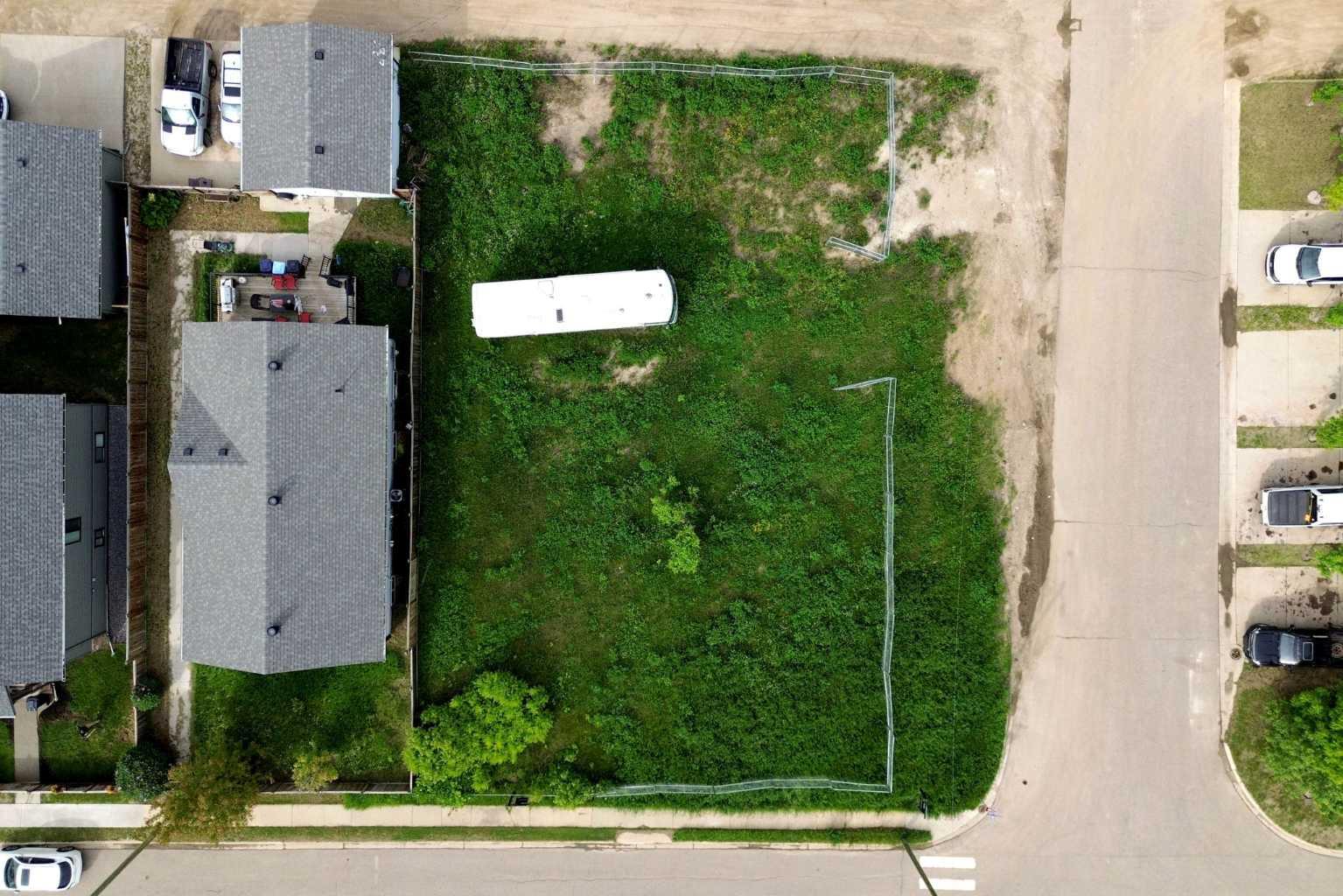 Land in Fort McMurray 2
