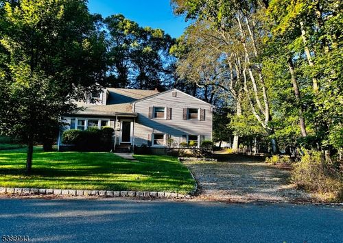 6 Mayhew Dr, Livingston, NJ, 07039-2022 | Card Image