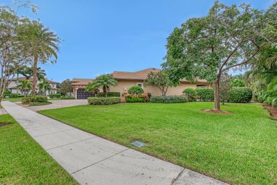 104 Manor Circle, House other with 4 bedrooms, 3 bathrooms and null parking in Jupiter FL | Image 3