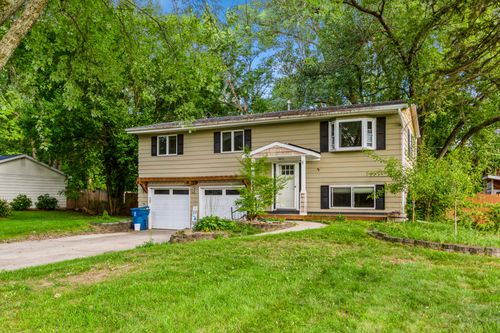 1949 Orchard Dr, Stevensville, MI, 49127-9506 | Card Image