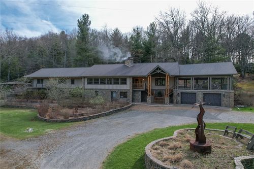 110 Mountain Hearth Dr, Sparta, NC, 28675-9547 | Card Image