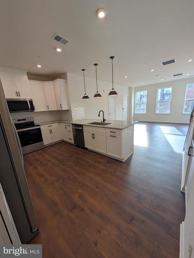 9926 Sir Barton Way, Townhouse with 3 bedrooms, 3 bathrooms and null parking in LAUREL MD | Image 6