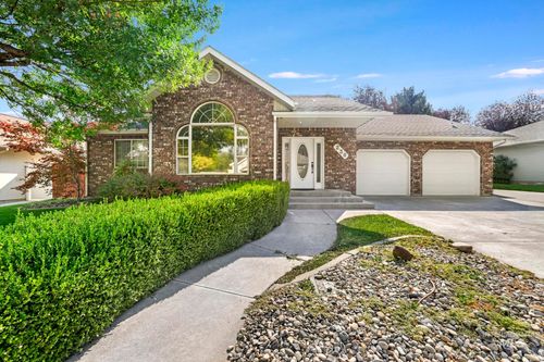 230 Buckingham Dr, Twin Falls, ID, 83301-4495 | Card Image