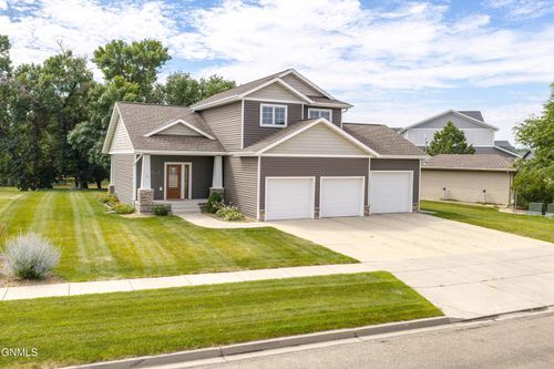4049 Downing St, Bismarck, ND, 58504-8854 | Card Image