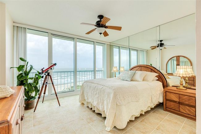 UNIT-1103 - 1401 E Beach Dr, Condo with 2 bedrooms, 2 bathrooms and null parking in Galveston TX | Image 14