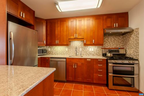 apt-3-137 Hessian Hills Cir, CHARLOTTESVILLE, VA, 22901-2535 | Card Image