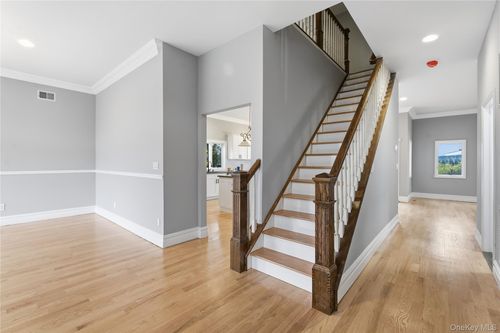 3328 Woodward St, Oceanside, NY, 11572-4529 | Card Image