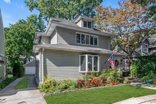 48 Emerson Ave, Floral Park, NY, 11001-1628 | Card Image