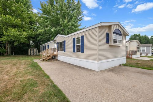 4676 Gardens Blvd Nw, Walker, MI, 49534-7943 | Card Image