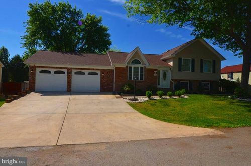 9843 Nimitz Ct, MANASSAS, VA, 20109-3159 | Card Image
