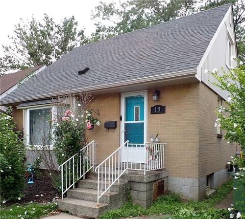 15 Blair Ave, Hamilton, ON, L8H6E6 | Card Image