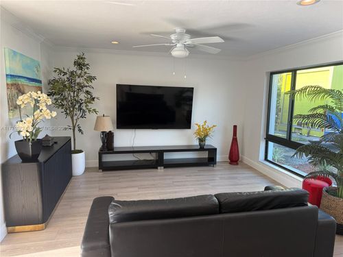 5001 Ne 23rd Ave, Lighthouse Point, FL, 33064-7019 | Card Image