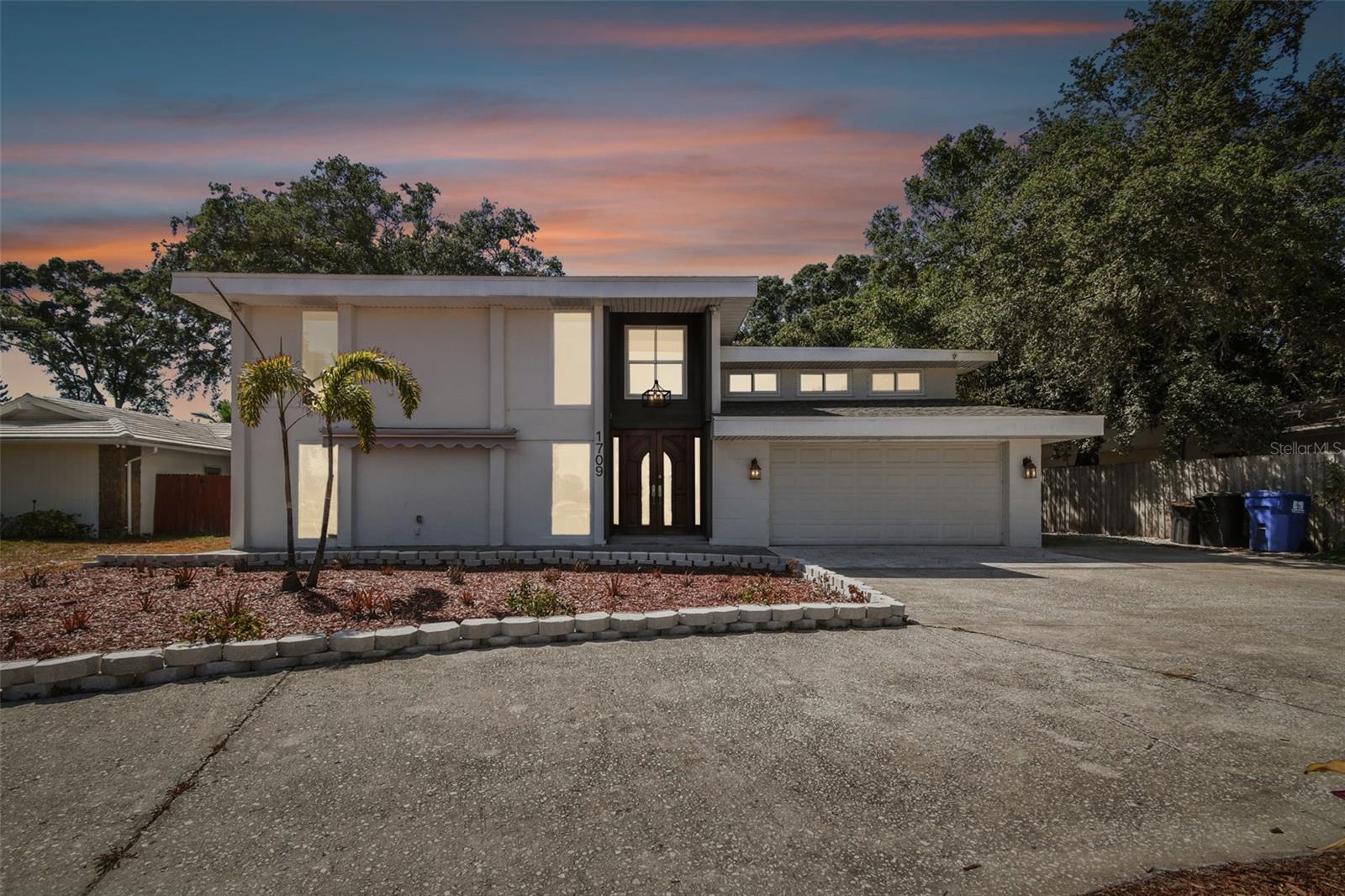 Anastasia Way, Saint Petersburg, FL 33712