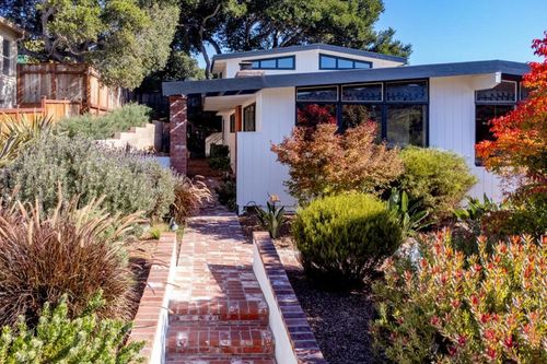 831 Arlington Pl, Del Rey Oaks, CA, 93940-5607 | Card Image