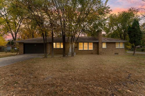 5300 France Ave N, BROOKLYN CENTER, MN, 55429-3314 | Card Image