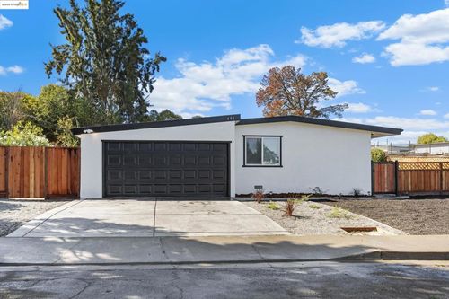 401 Alhambra Ave, Vallejo, CA, 94591-7902 | Card Image