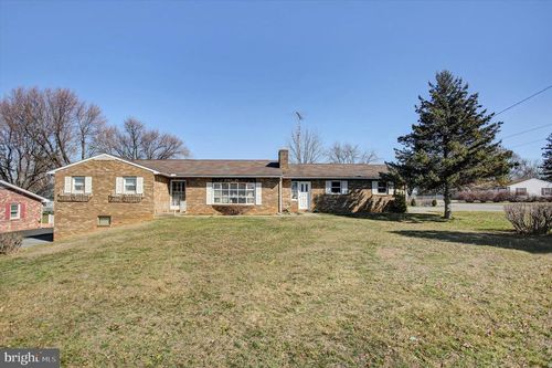 1343 2nd Ave, CHAMBERSBURG, PA, 17202-9718 | Card Image