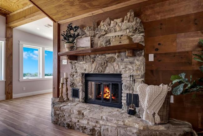 111 Stoney Hills Rd, Home with 4 bedrooms, 3 bathrooms and 2 parking in Center Point TX | Image 16