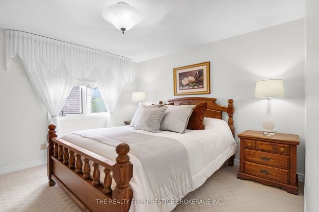 80 Virginia Cres, House other with 5 bedrooms, 4 bathrooms and 4 parking in London ON | Image 31