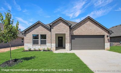 7033 E 155th Street S, House other with 4 bedrooms, 2 bathrooms and null parking in Bixby OK | Image 1