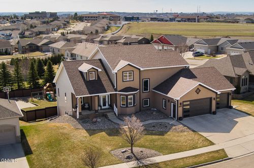 4607 Granite Dr, Bismarck, ND, 58503-6135 | Card Image