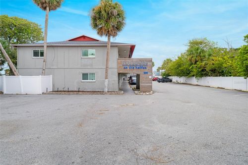 apt-207-900 S Peninsula Dr, DAYTONA BEACH, FL, 32118-4775 | Card Image