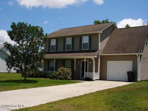 108 Ryan Glenn Dr, Swansboro, NC, 28584-7006 | Card Image