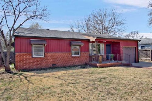 617 W 4th St, Haysville, KS, 67060-1533 | Card Image