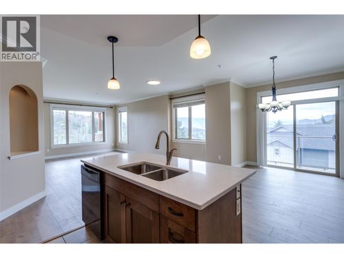 302-2470 Tuscany Drive, West Kelowna, BC, V4T3G8 | Card Image