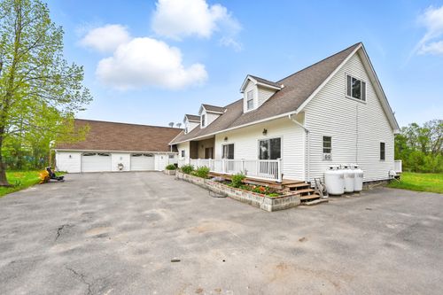 1691 Bangor Road, Clinton, ME, 04927 | Card Image
