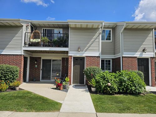 3-W169N11054 Ashbury Lane, Germantown, WI, 53022 | Card Image