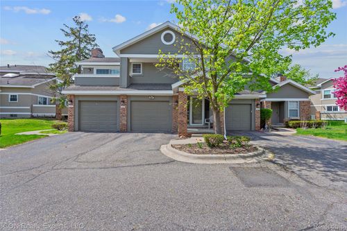 6614 Embers Court, West Bloomfield Charter Township, MI, 48322 | Card Image